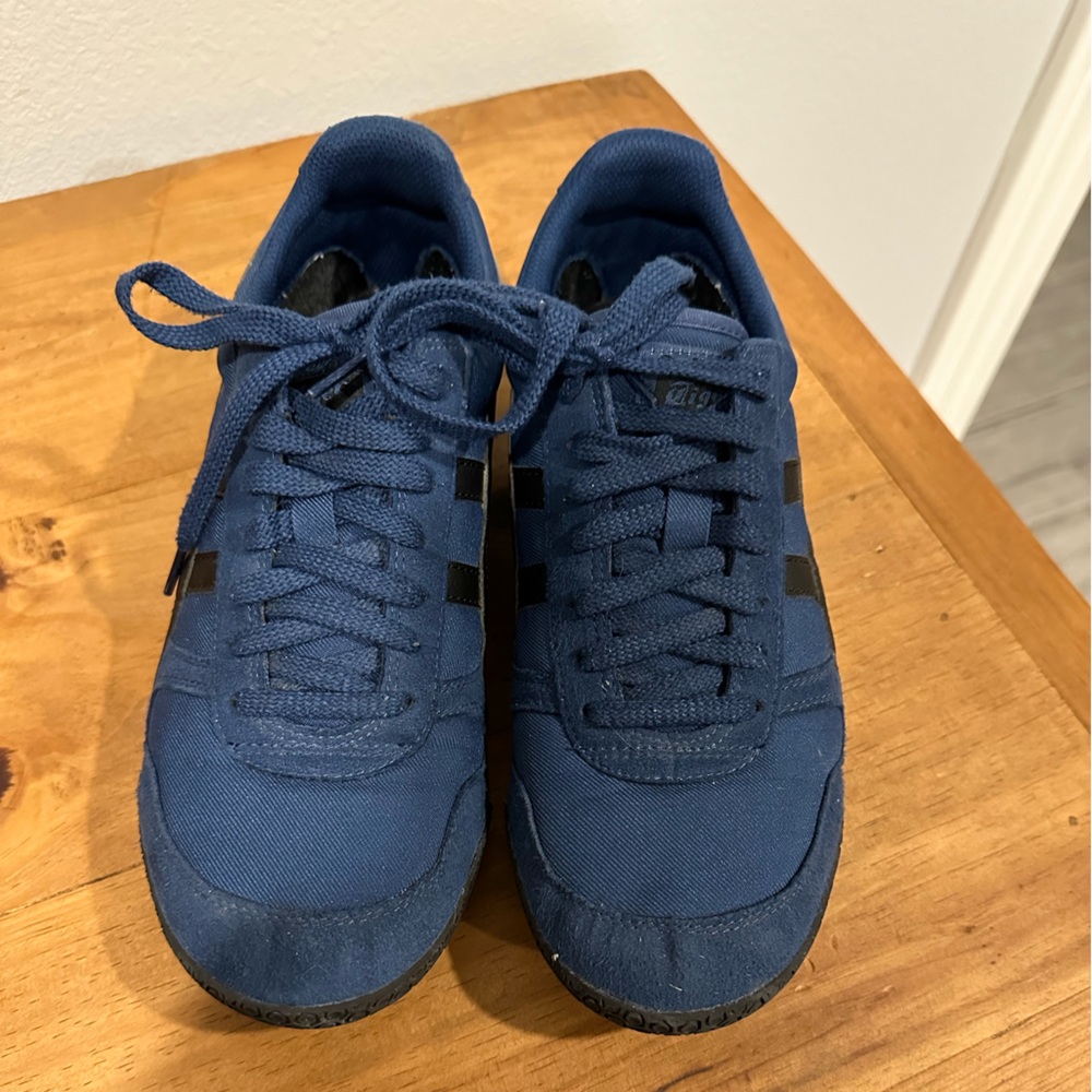 Tiger shoes